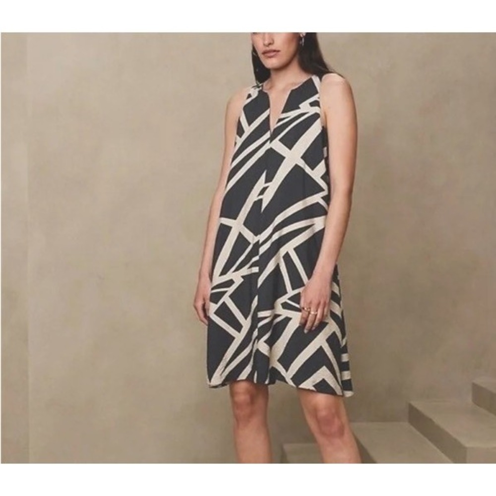 Banana Republic Trapeze Mini Dress Women M Casual Luxury Artsy Summer